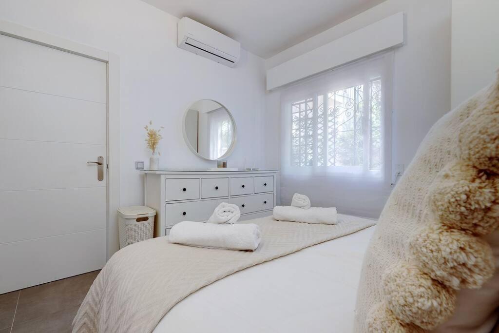 Beautiful 3 Bedroom Ground Floor - Nueva Andalucia Apartment Marbella