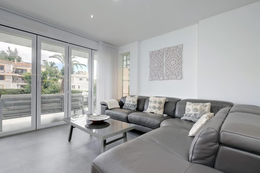 Beautiful 3 Bedroom Ground Floor - Nueva Andalucia * Marbella